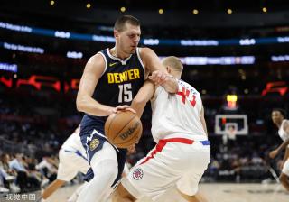 破对方防线 破对方防线