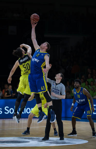 带领中国乒 带领中国乒