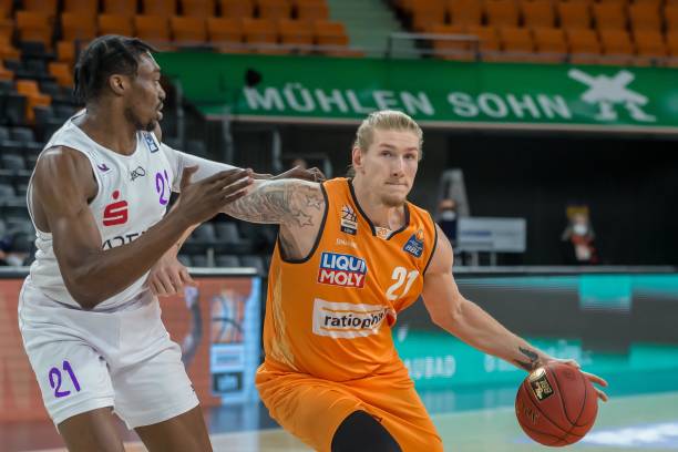 队的战术体 队的战术体