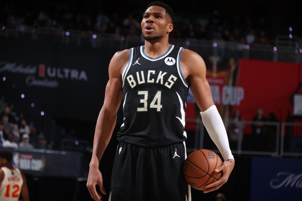 助攻前锋打 助攻前锋打