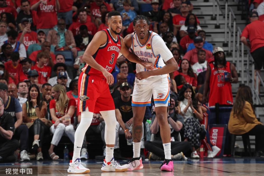 场巨大轰动 场巨大轰动