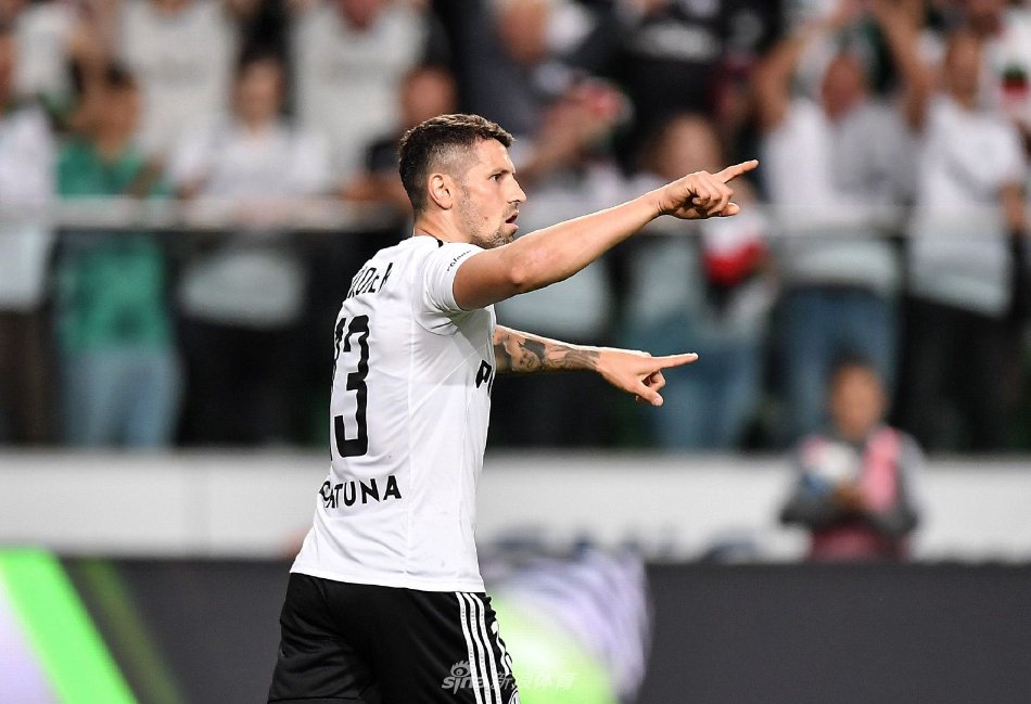 的竞争中增 的竞争中增