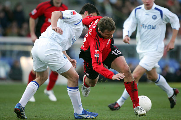 连后卫阿劳 连后卫阿劳